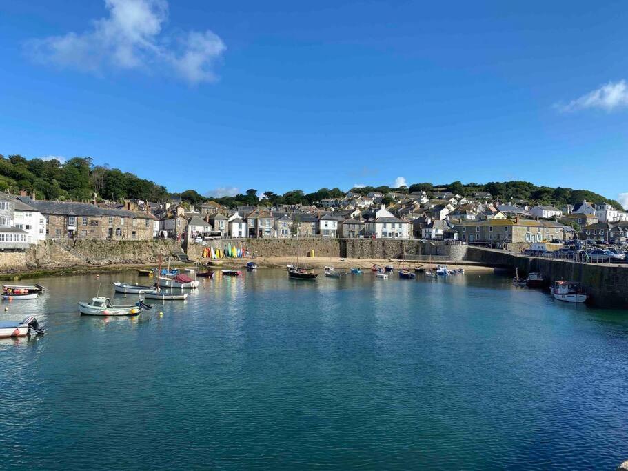 Ferienhaus Seagulls Cottage, Touching Distance From Mousehole